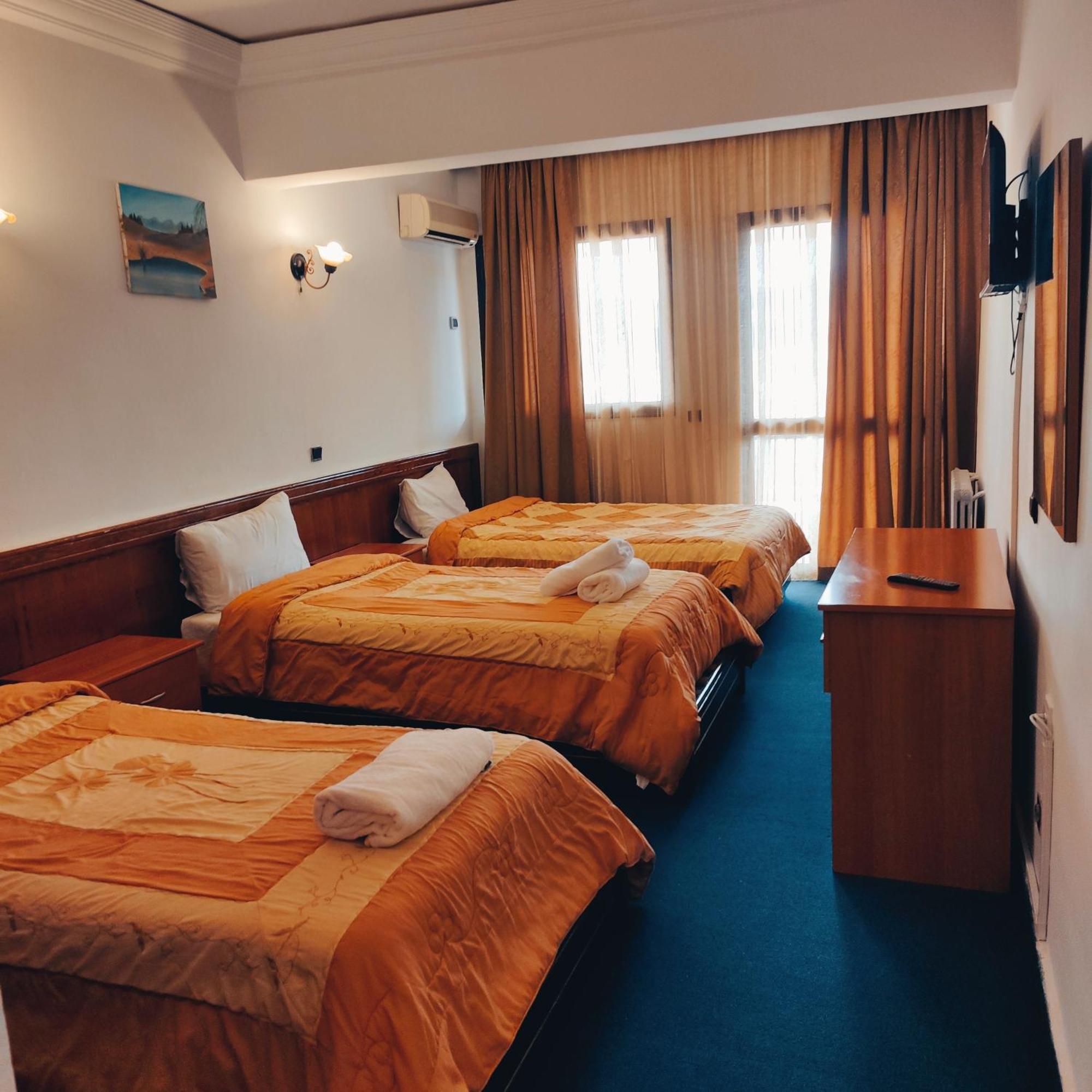 Amrouss Touristic Darmaroc Otel Azrou Oda fotoğraf